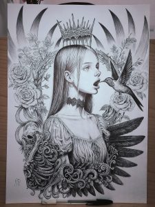 Kugelschreiber-Zeichnung von YuanLiArt-Tattoo. Halbprofil eines Mädchens und eines Kolibris, umrahmt von Rosen und Ornamenten.