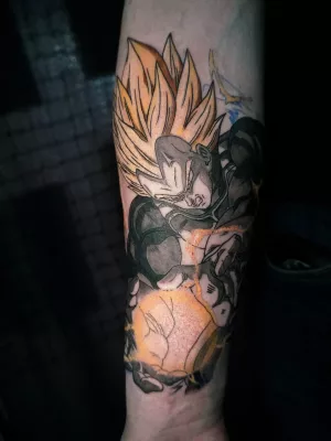 Unterarm-Tattoo_Dragonball Nahaufnahme eines Unterarm-Tattoos von Dragonball.
